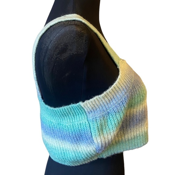 Bailey Rose Blue/Green Cropped Sweater Tank Top Large - Picture 3 of 11